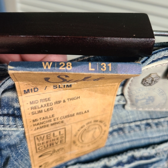 Silver Suki super stretch jeans size 28x31 - Picture 6 of 6